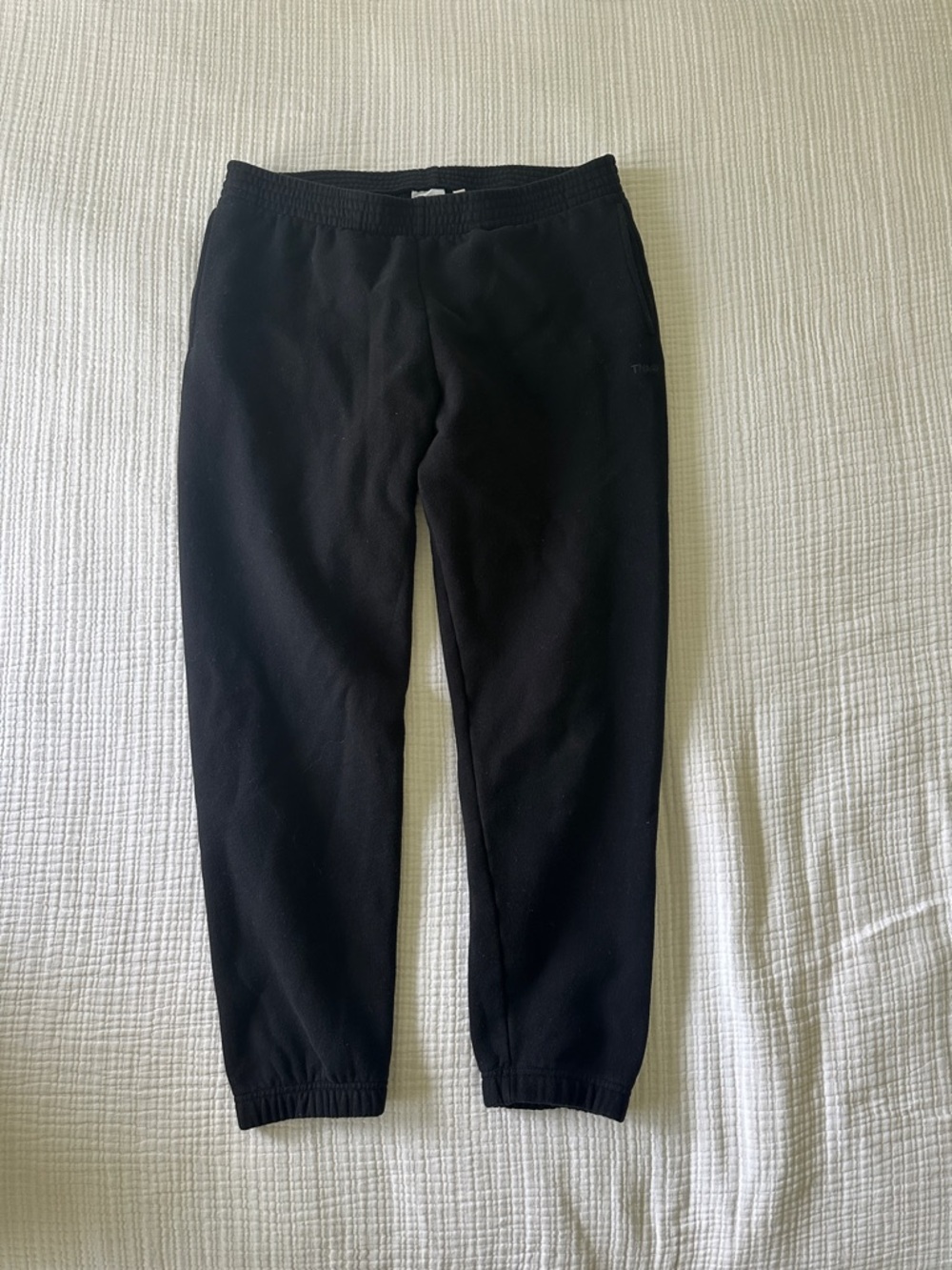 Aritzia TNA COZY FLEECE Black Elastic-Waist Sweatpants